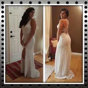 Colors Dress 0891 Ivory size 4 beaded on back